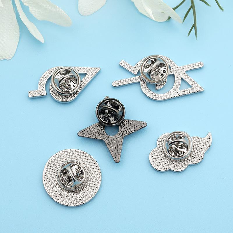 Broche de Metal con Insignia d - Home Office Or reseña y precio